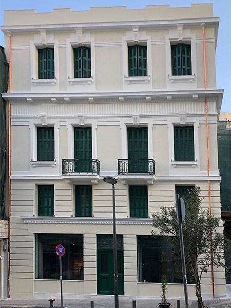 mixed use building mitropoleos 30 str